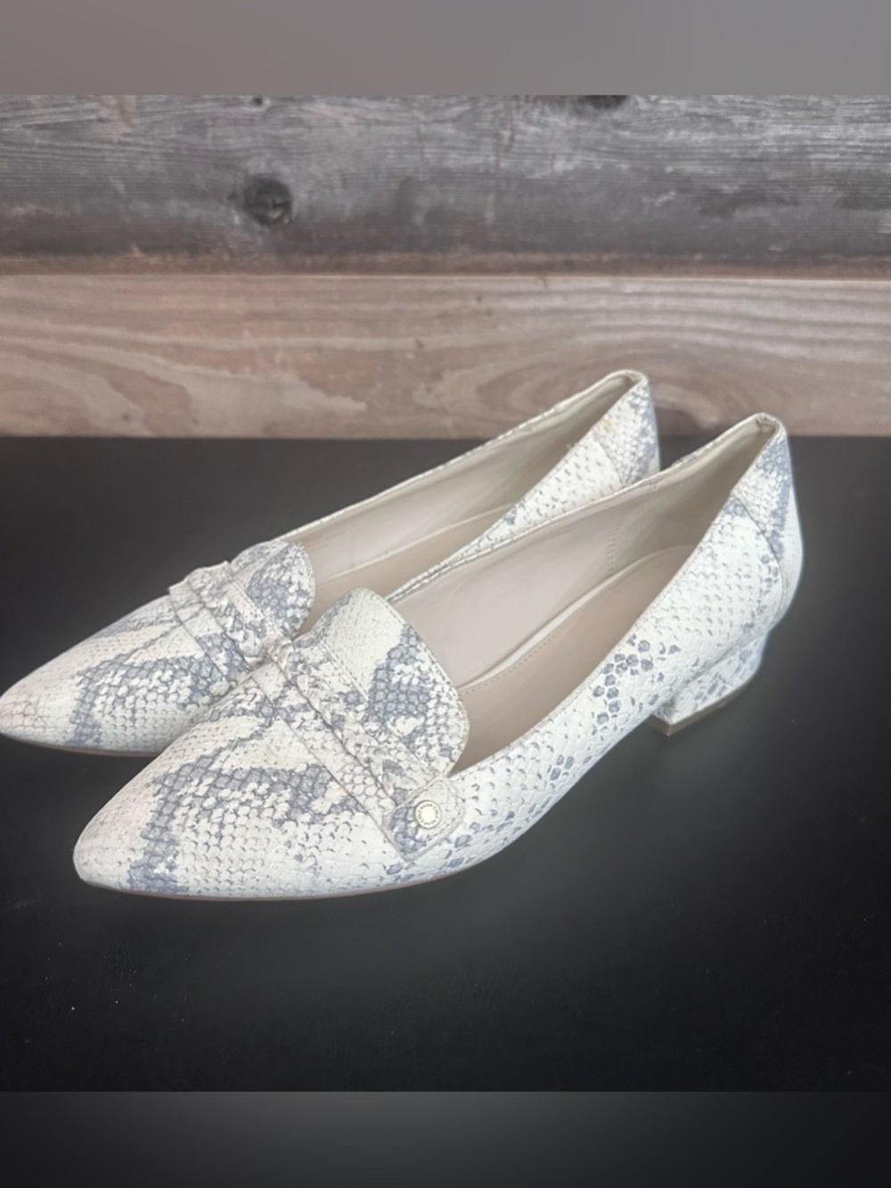 COLE HAAN Mabel Skimmer Loafers Ivory Snake Embossed Leather Women’s Luxury 8B